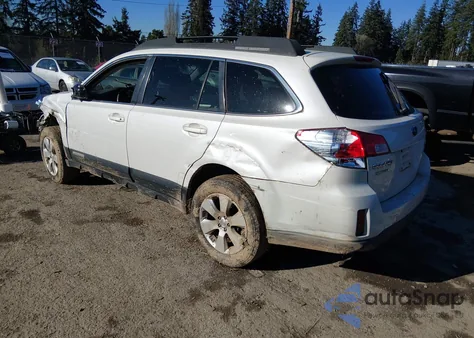 2012 Subaru Outback 2.5I Premium z USA, uszkodzony, nr VIN 4S4BRBCC4C3233698